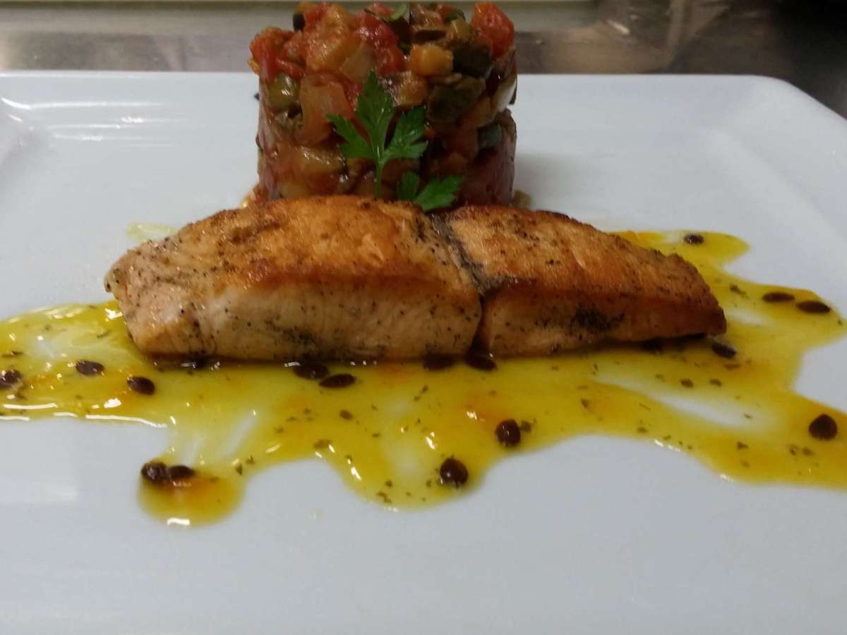 Salmão ao Molho de&nbsp;Maracujá
